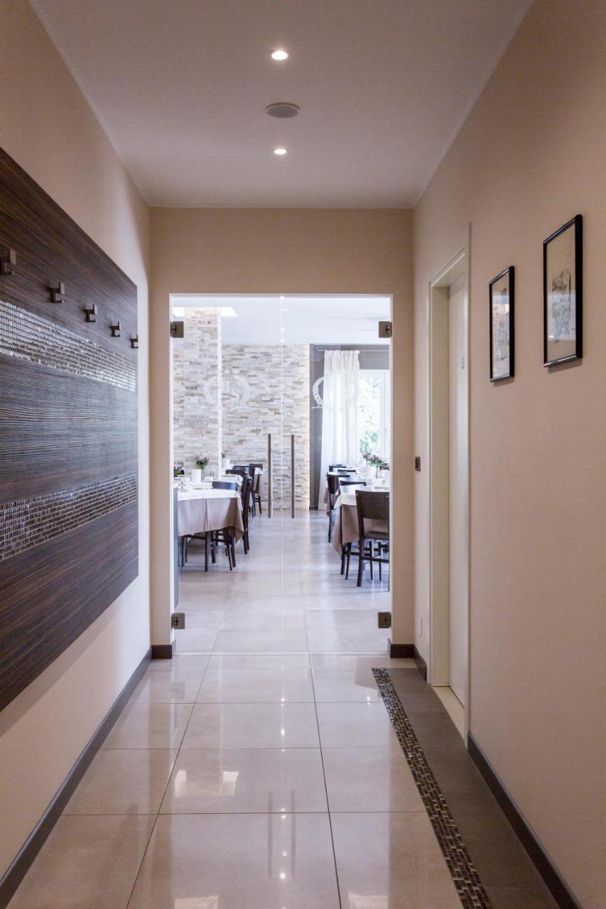 Hotel Sorriso Тосколано Мадерно Екстериор снимка