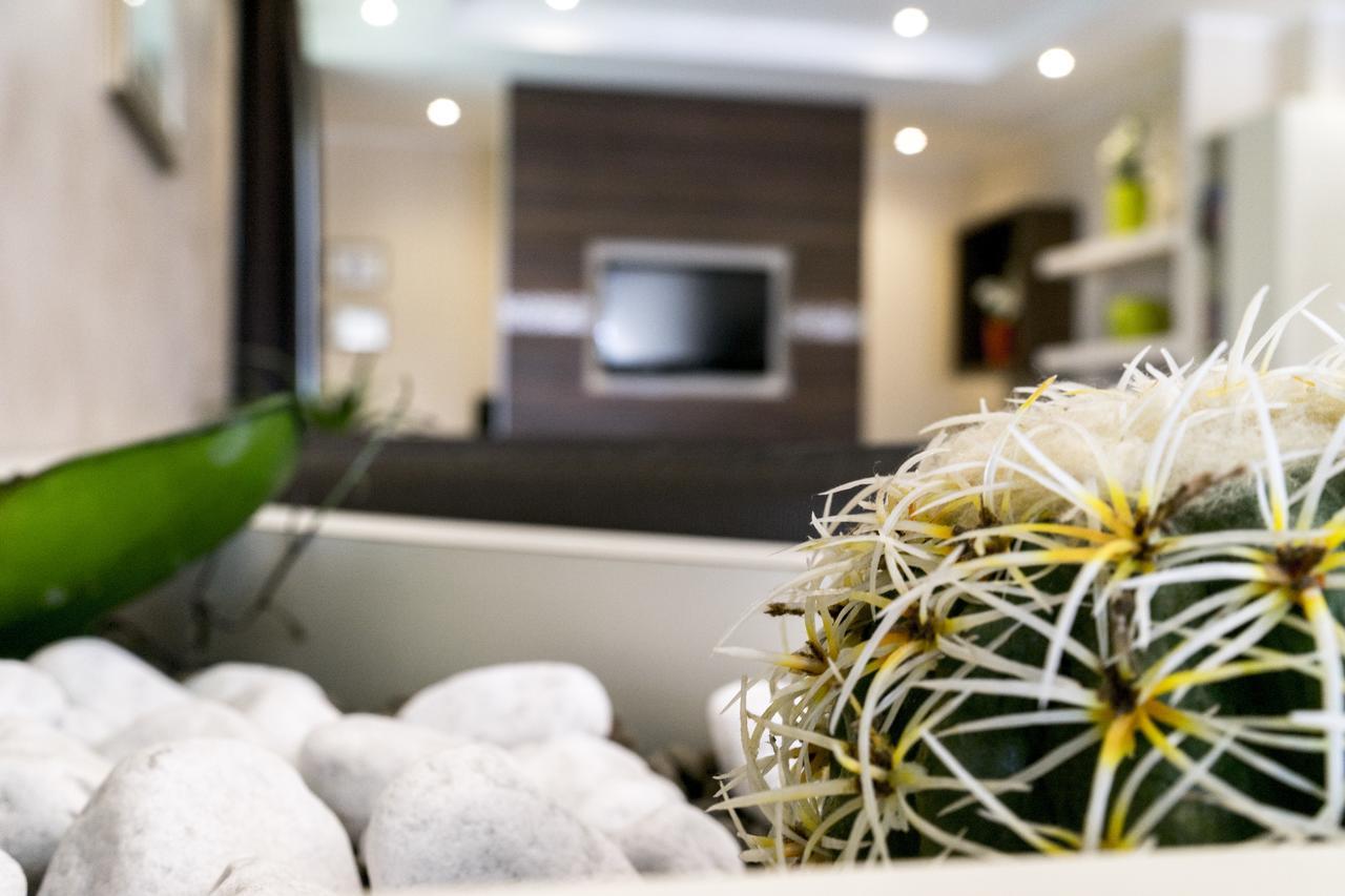 Hotel Sorriso Тосколано Мадерно Екстериор снимка